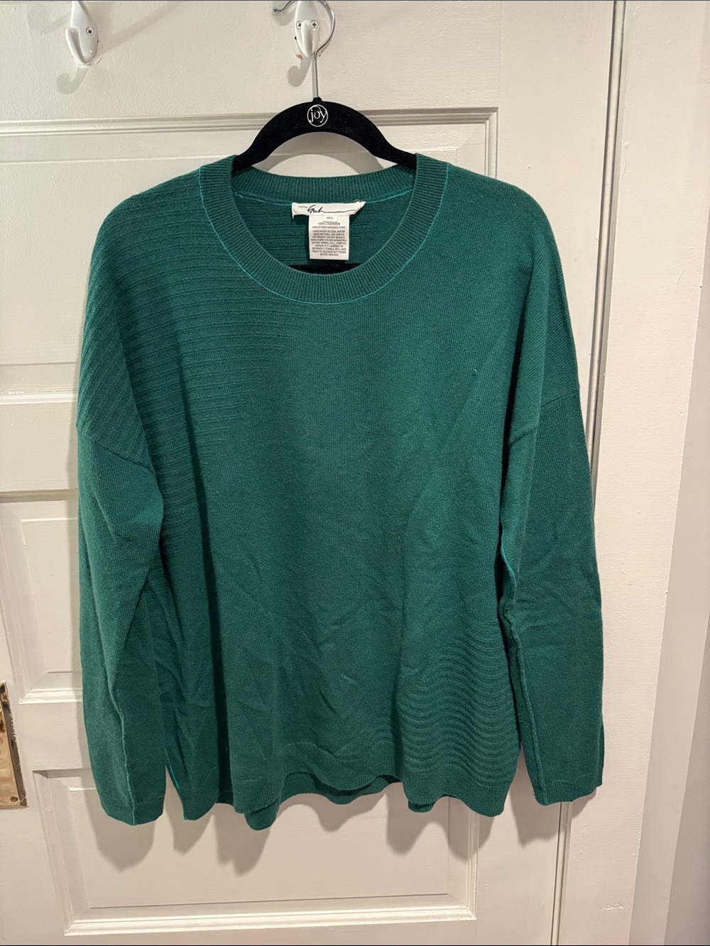 Crewneck 100% Cashmere Sweater in Green